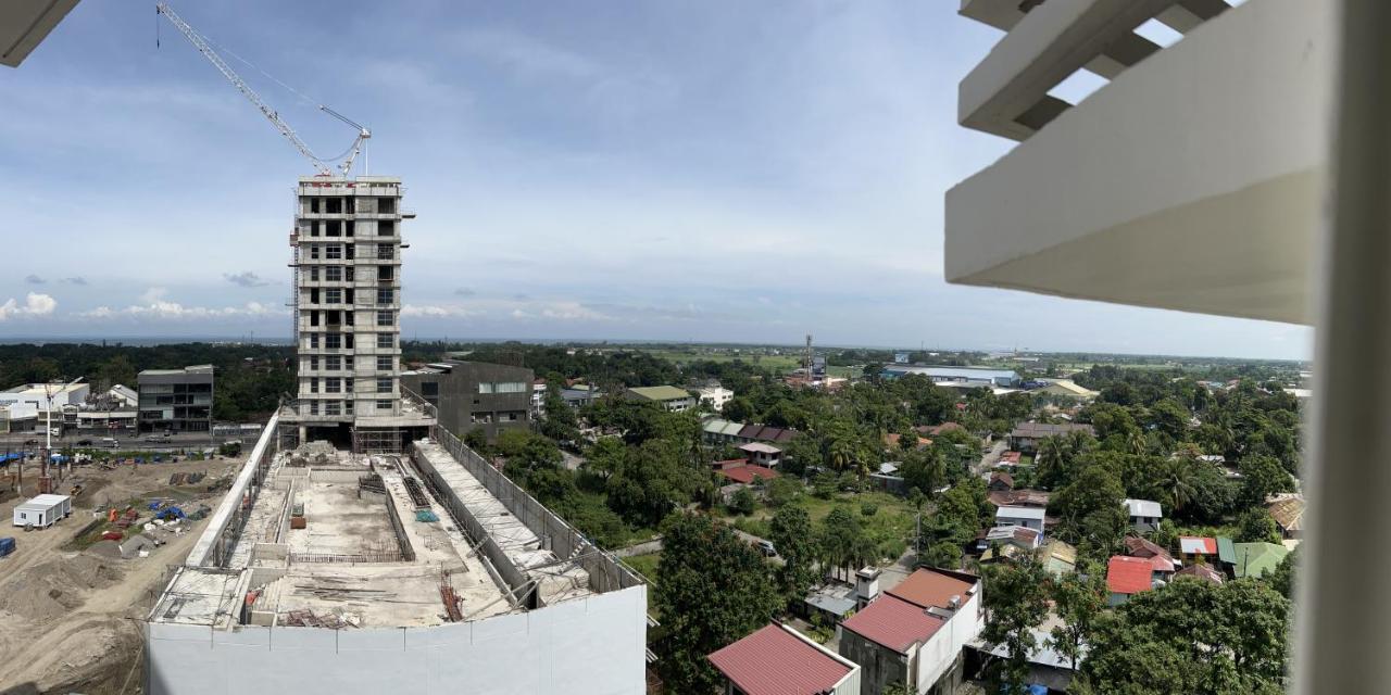 Lovely Studio Condominiums At Mesavirre Garden Residences Bacolod Dış mekan fotoğraf